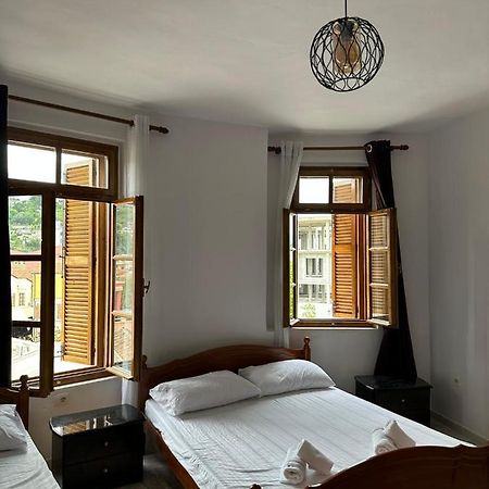 Central Charm Apartments Vlorë Екстериор снимка