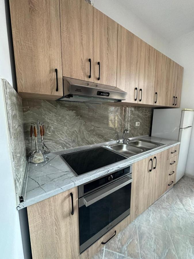 Central Charm Apartments Vlorë Екстериор снимка