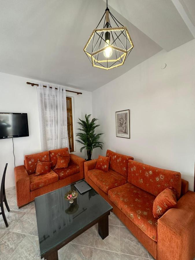 Central Charm Apartments Vlorë Екстериор снимка