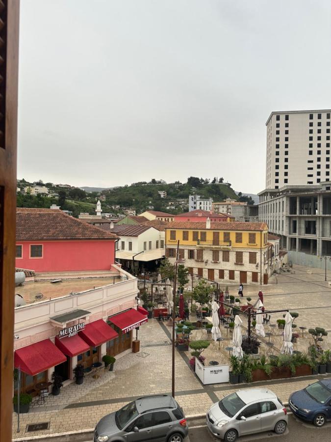 Central Charm Apartments Vlorë Екстериор снимка